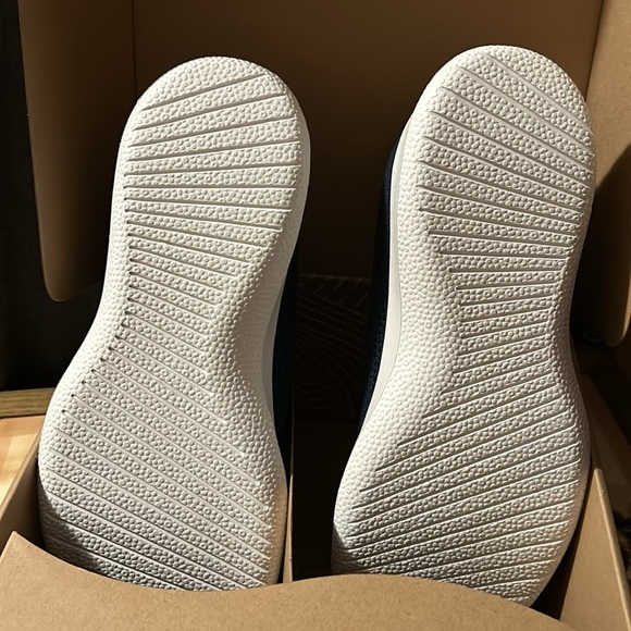 Allbirds men’s shoes - Picture 4 of 5